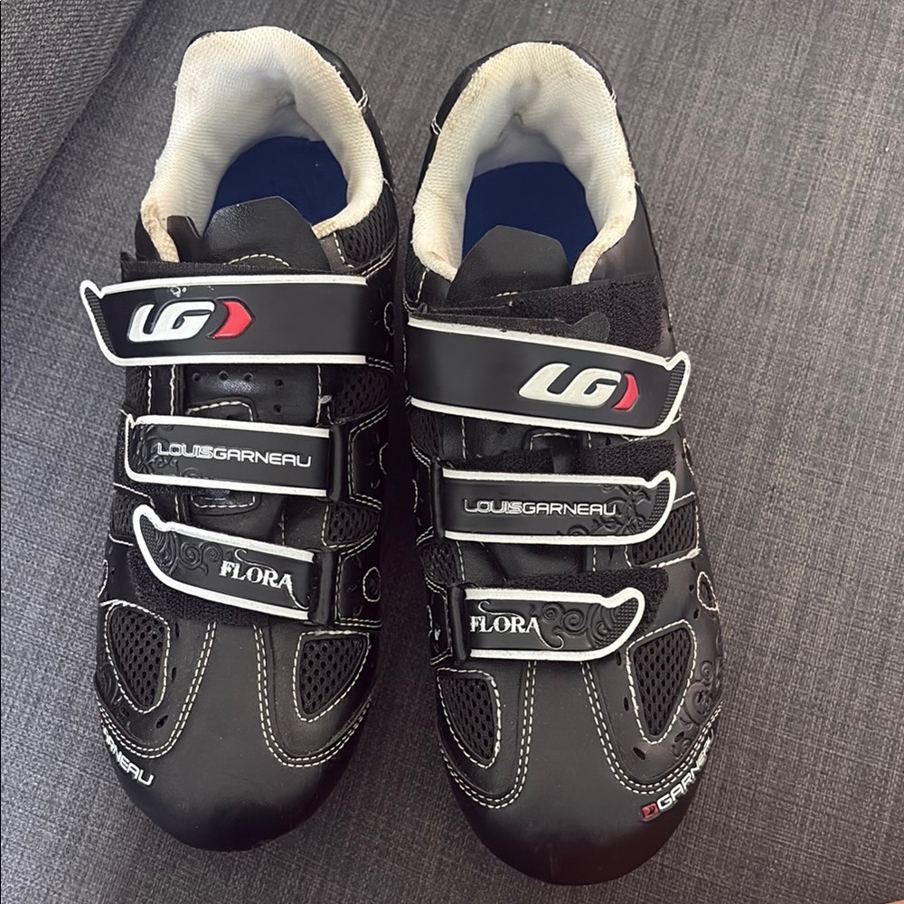 Women’s Black Cycling Shoes